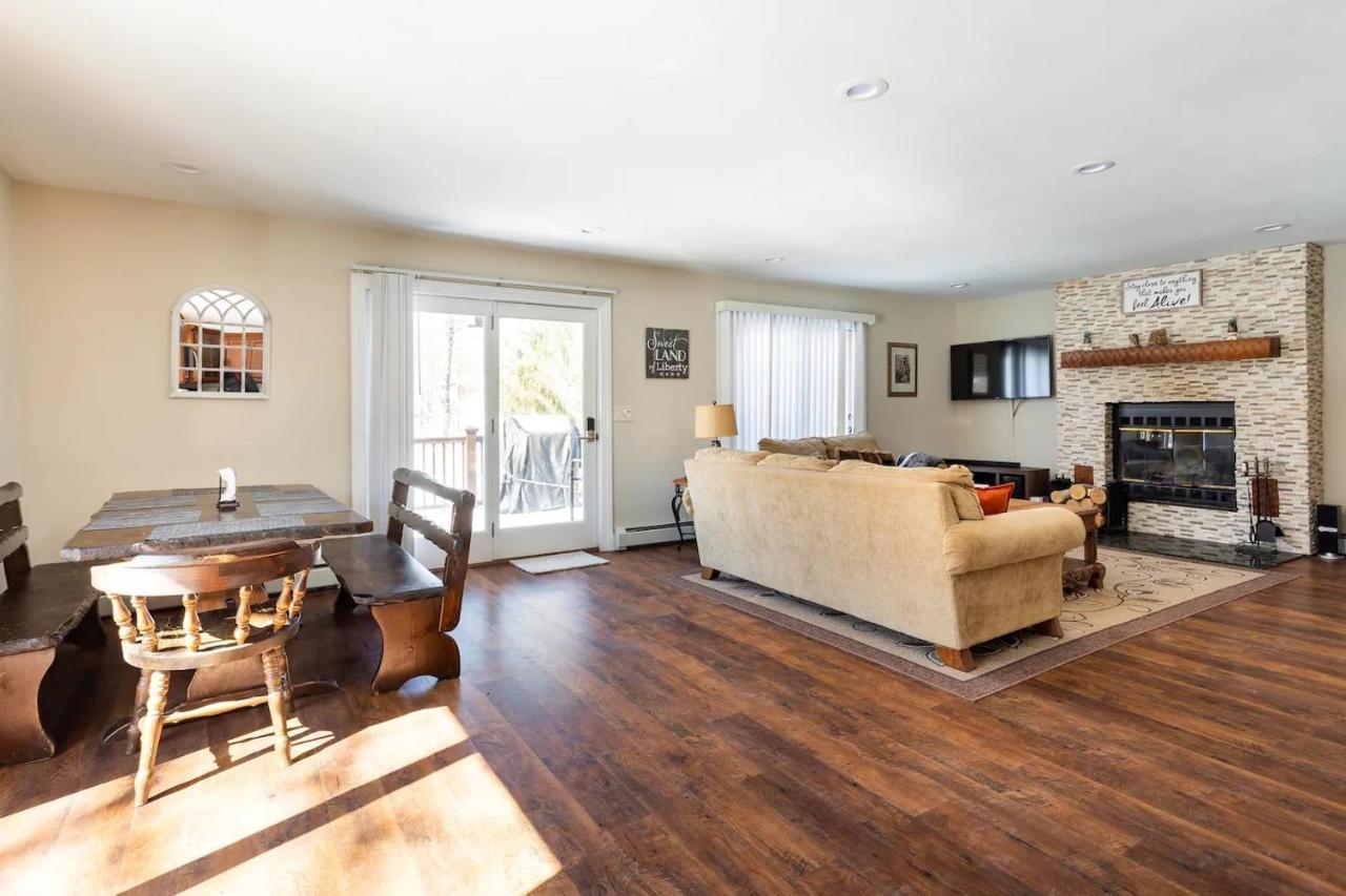 Bluebird Manor On The Water, 2 Acres & Amenities Liberty Exterior foto
