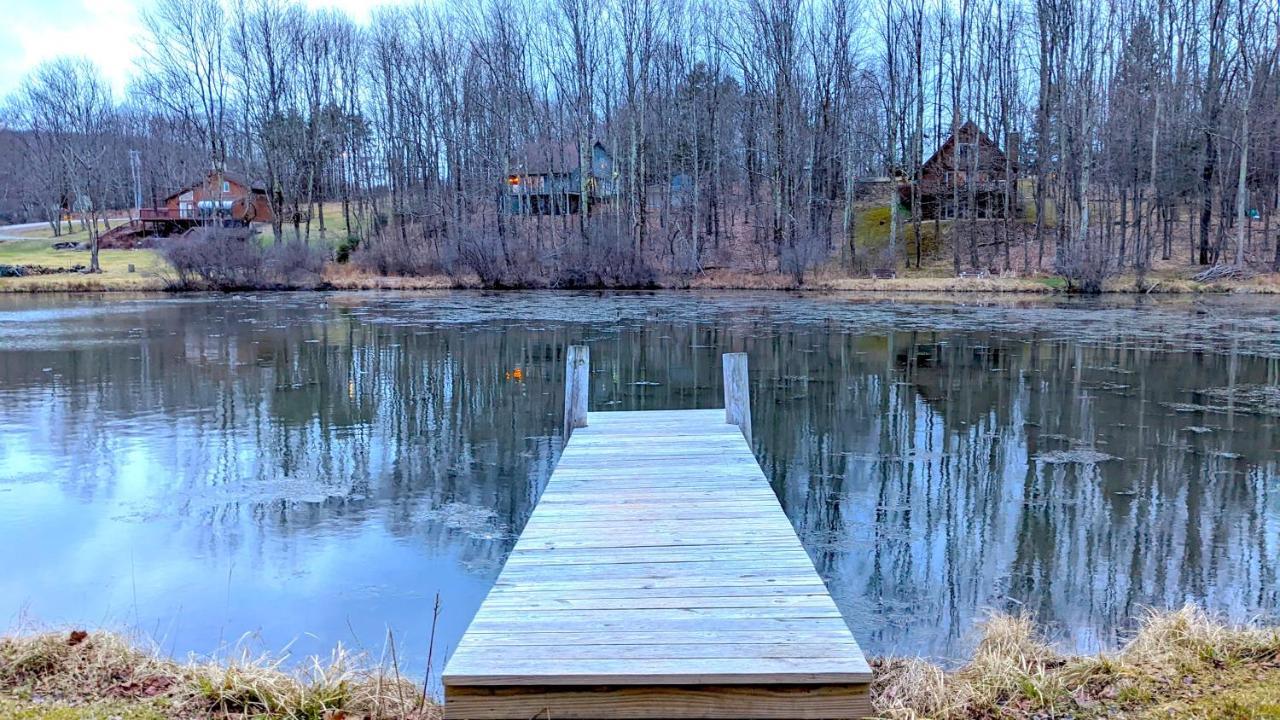 Bluebird Manor On The Water, 2 Acres & Amenities Liberty Exterior foto