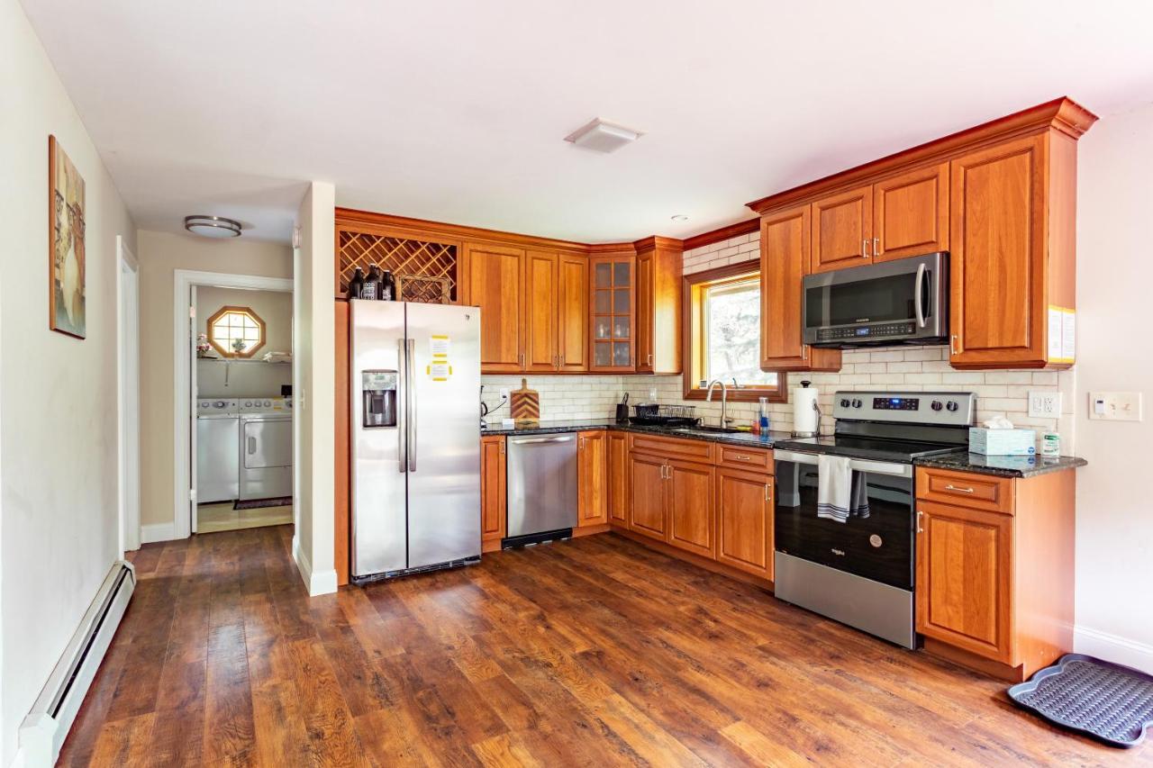 Bluebird Manor On The Water, 2 Acres & Amenities Liberty Exterior foto