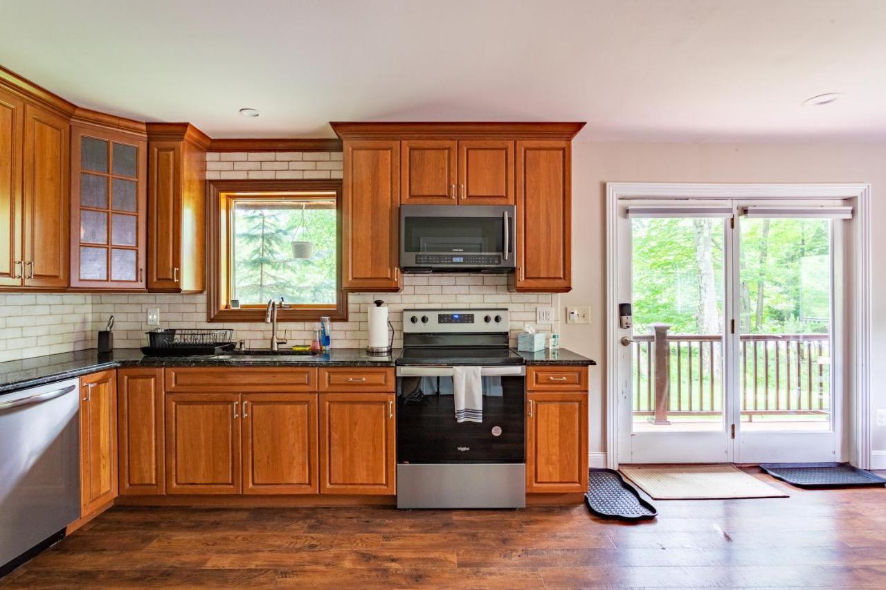 Bluebird Manor On The Water, 2 Acres & Amenities Liberty Exterior foto